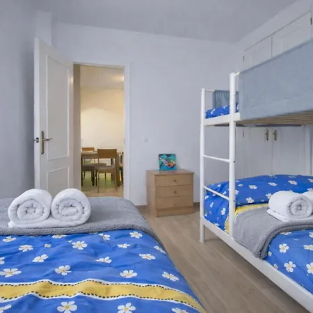 Modern With Pool Near - Apartment