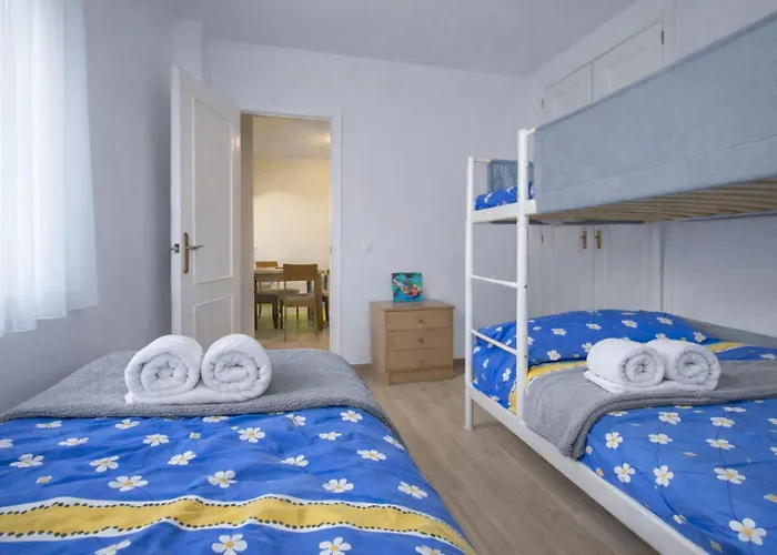 Modern With Pool Near - Apartment